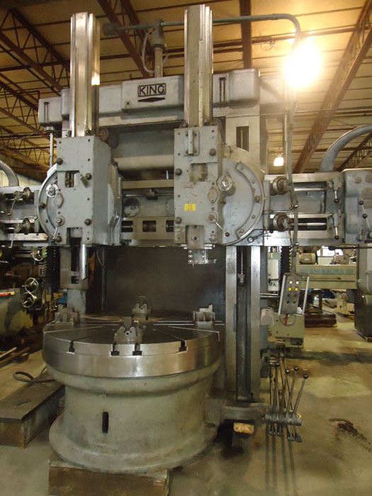 62" - 4 JAW CHUCK KING ... VERT. TURRET LATHE